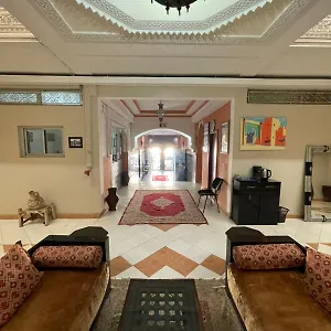 تحقق من التوفر